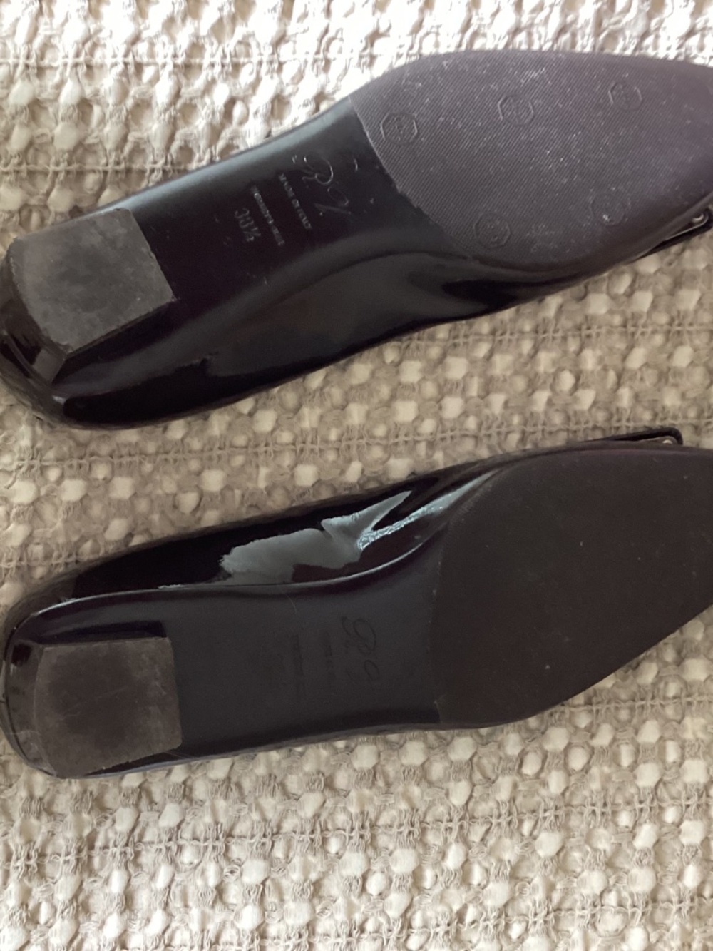 Shoes - Picture 2 of 3